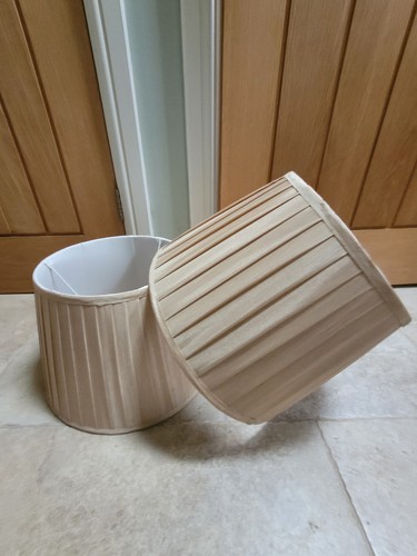 Lampshade for table lamp