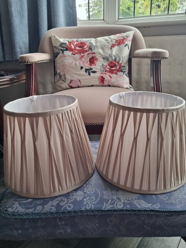 Gold lamp shades - x,